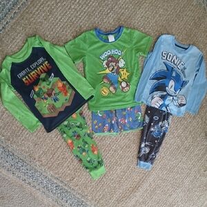 Minecraft, Mario & Sonic Boys Size XS 4/5 X3 Pair Bundle Of Pajama Sets